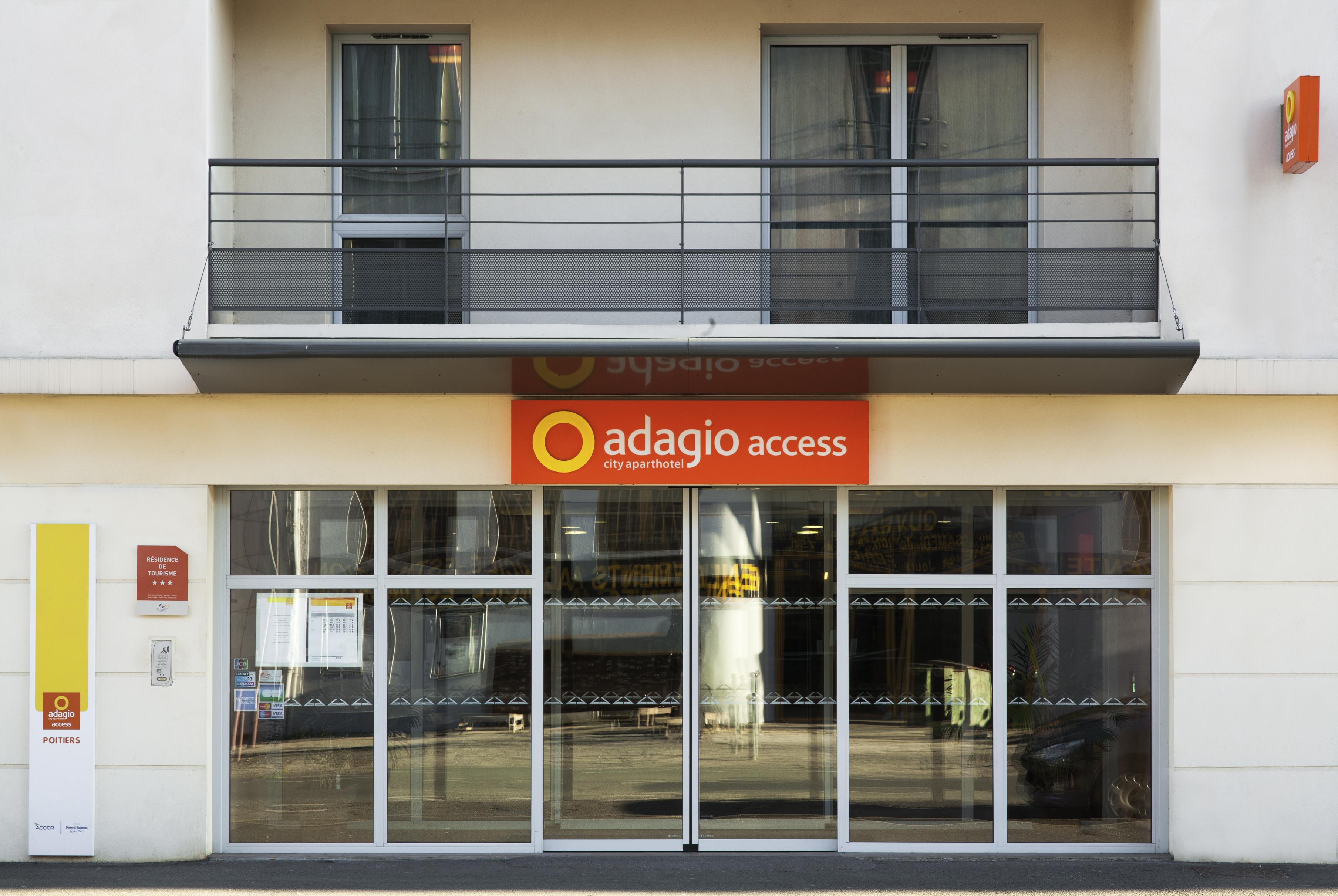 Aparthotel Adagio Access Poitiers Exterior photo